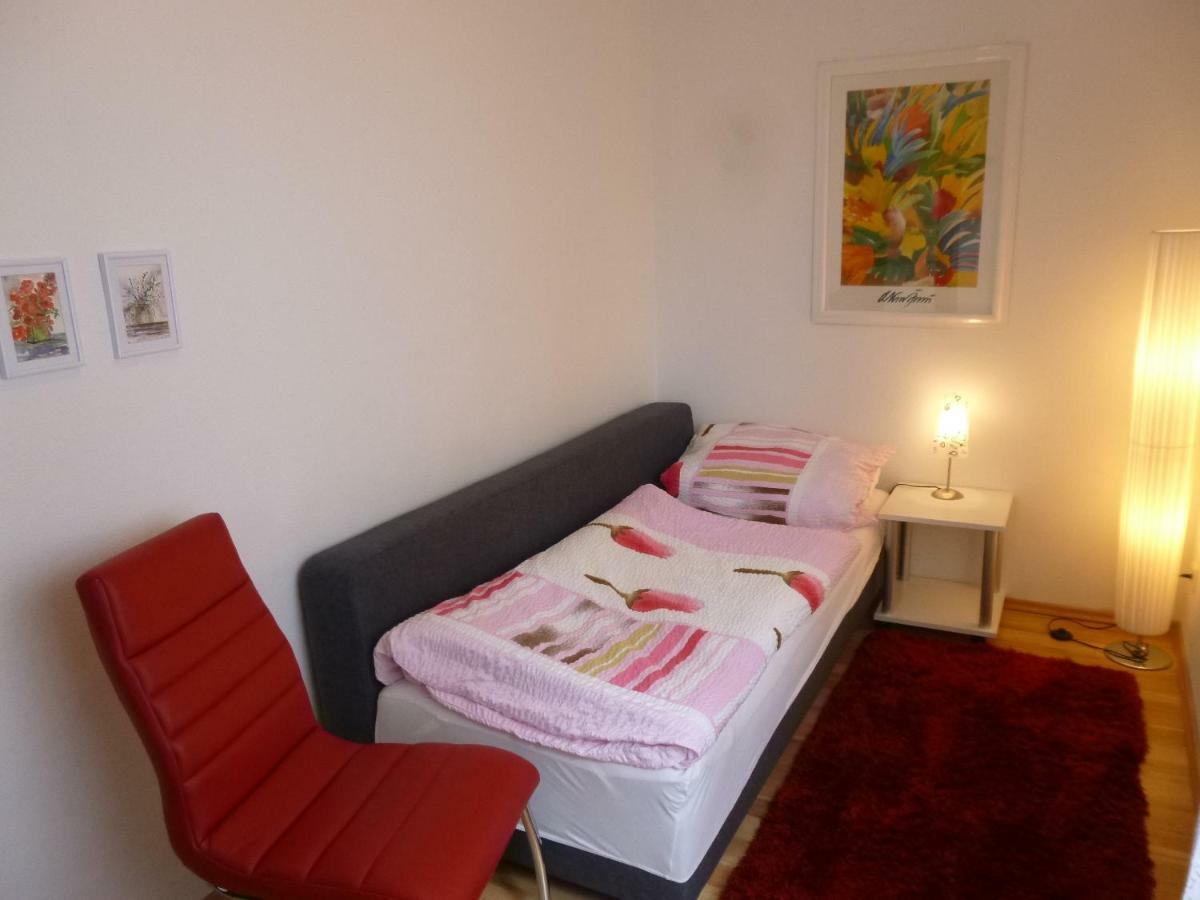 Ambiente In Karlsruhe City Dış mekan fotoğraf